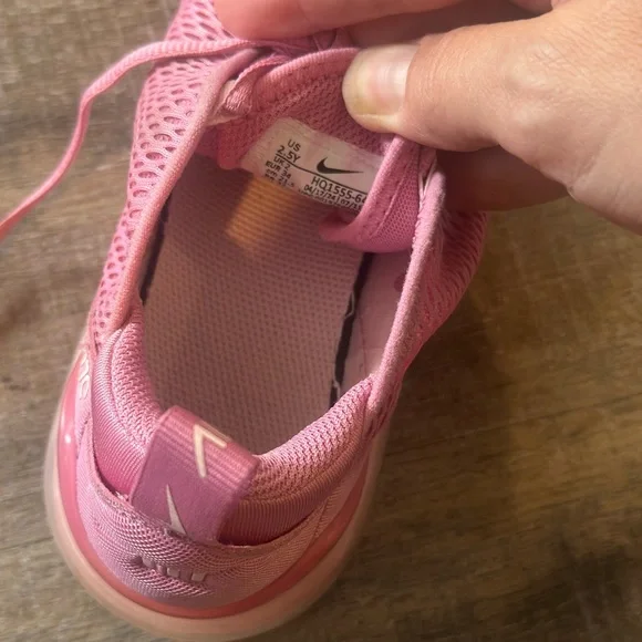 Nike air max 270 size 2.5Y. Wore a couple times - Picture 2 of 2